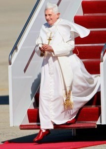 pope-benedict-arrives